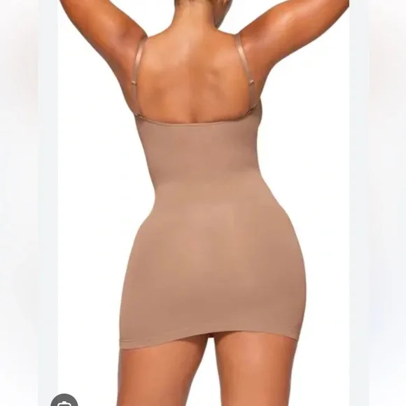 SKIMS NWOT Seamless Sculpt Dress - Sienna - Picture 2 of 4